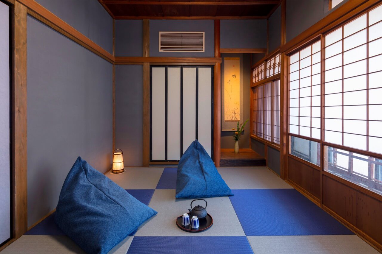 彦三町 銀の間 〈一棟貸し町家〉