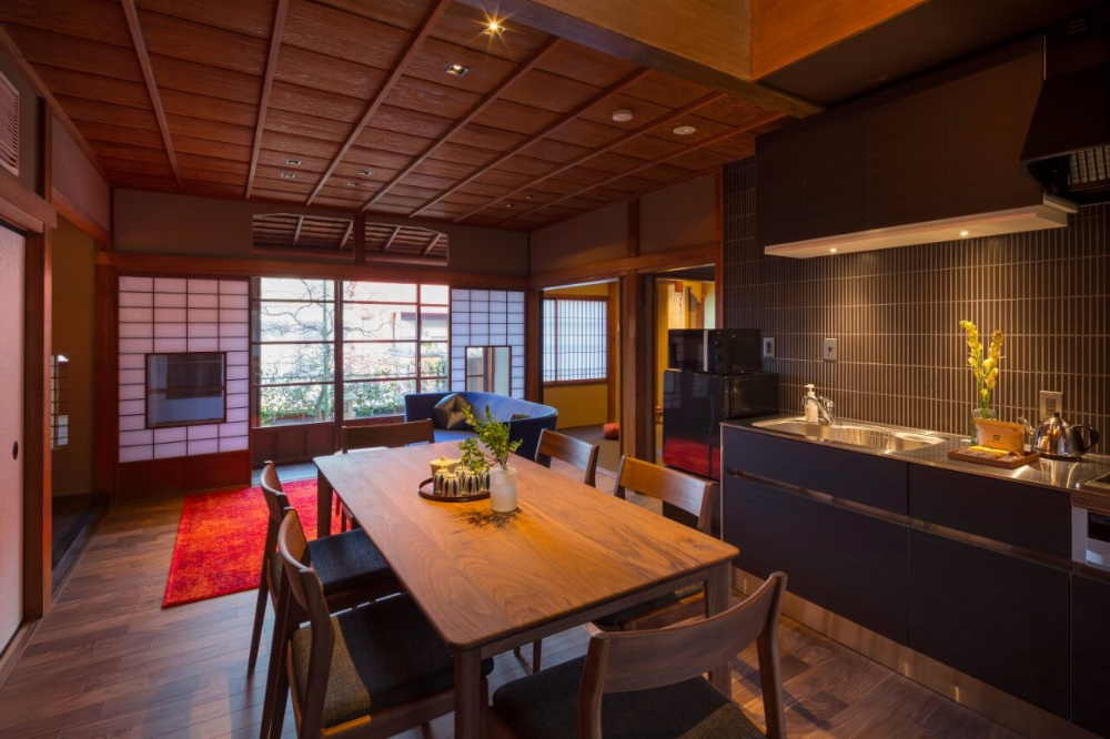 彦三町 金の間 〈一棟貸し町家〉