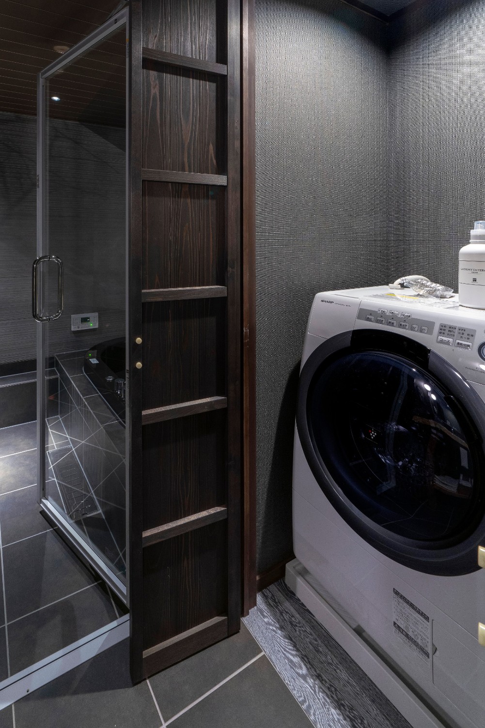 武蔵 藍の辻 – あいのつじ 〈一棟貸し町家〉