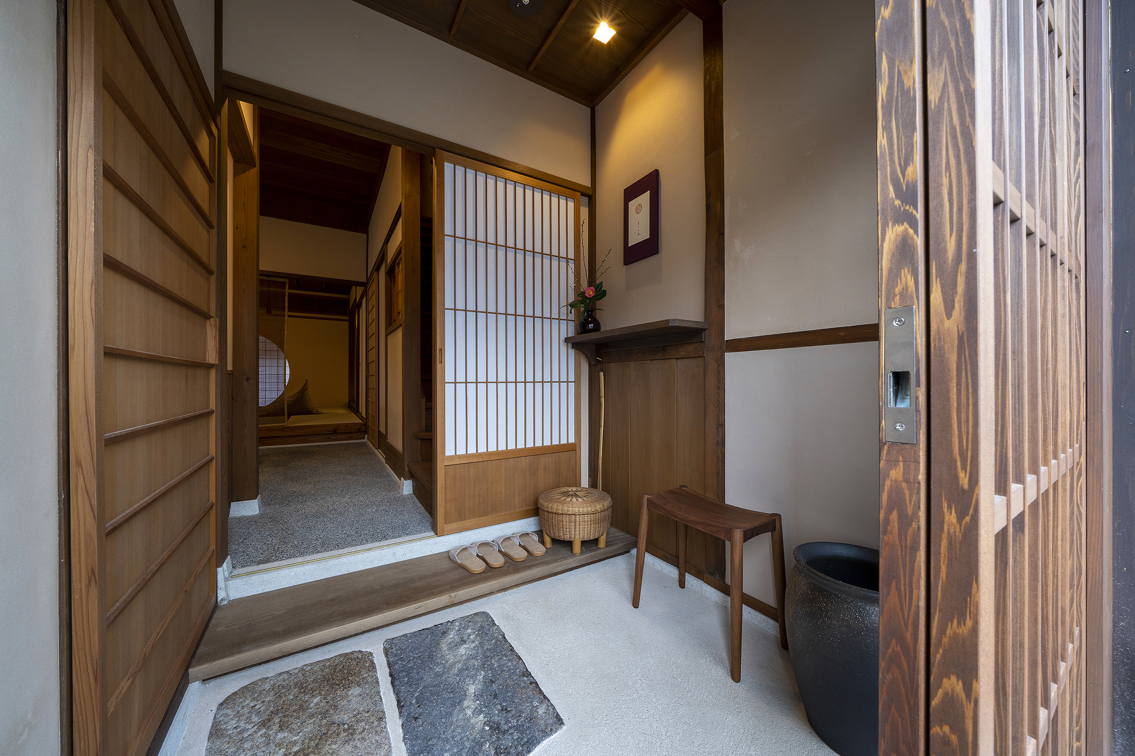 くろほろ 〈一棟貸し町家〉