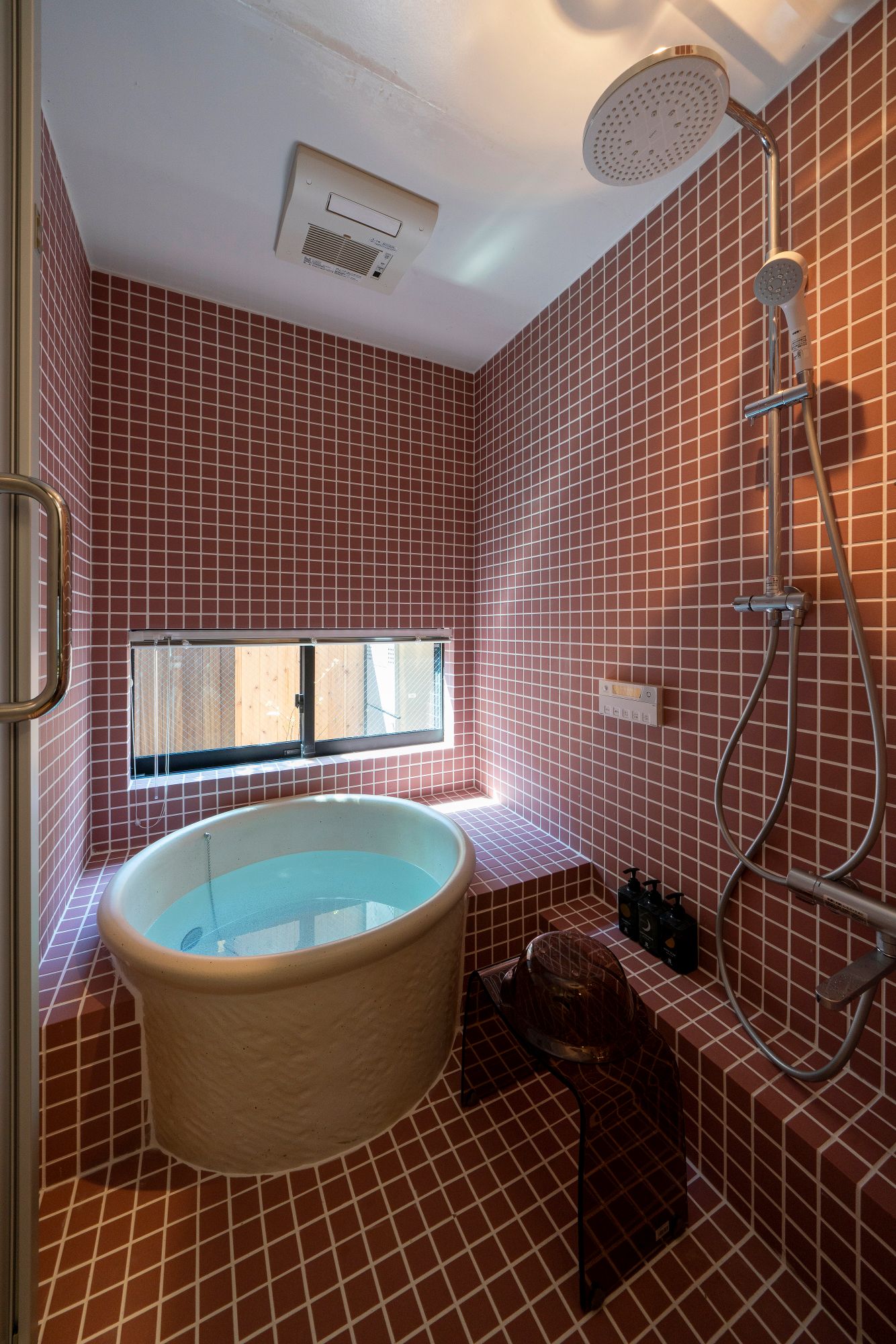 武家屋敷 しをり 〈一棟貸し町家〉