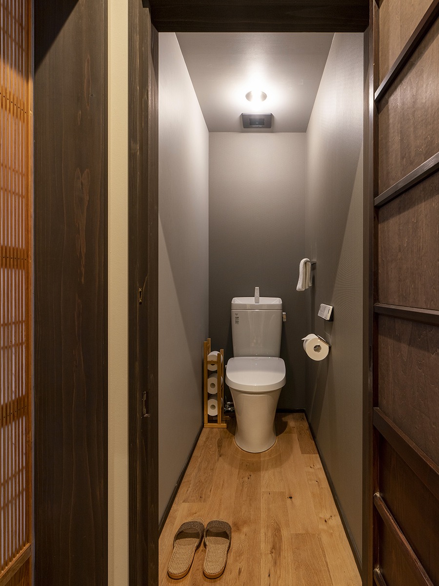 武家屋敷 しをり 〈一棟貸し町家〉