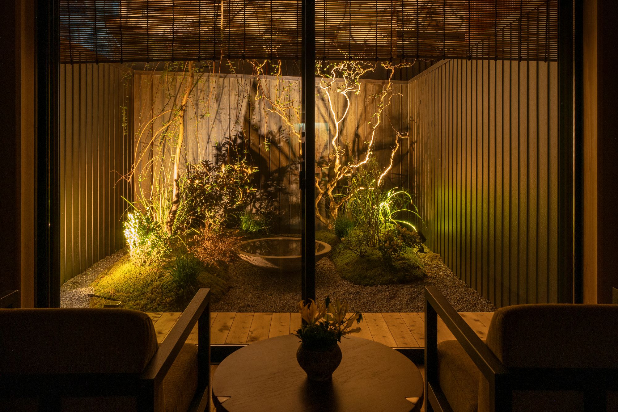 武家屋敷 しをり 〈一棟貸し町家〉