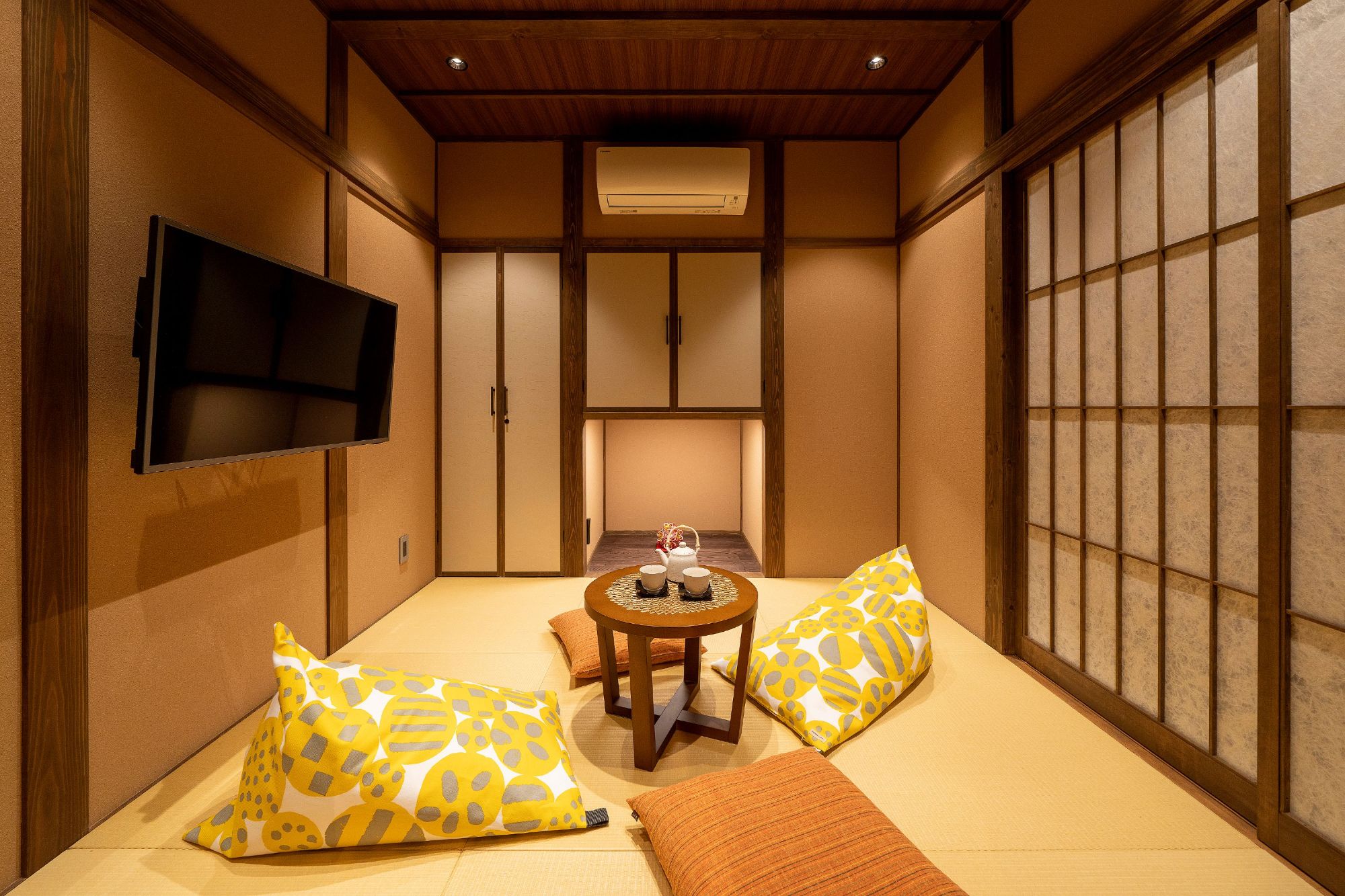 かがび 水引 〈一棟貸し町家〉