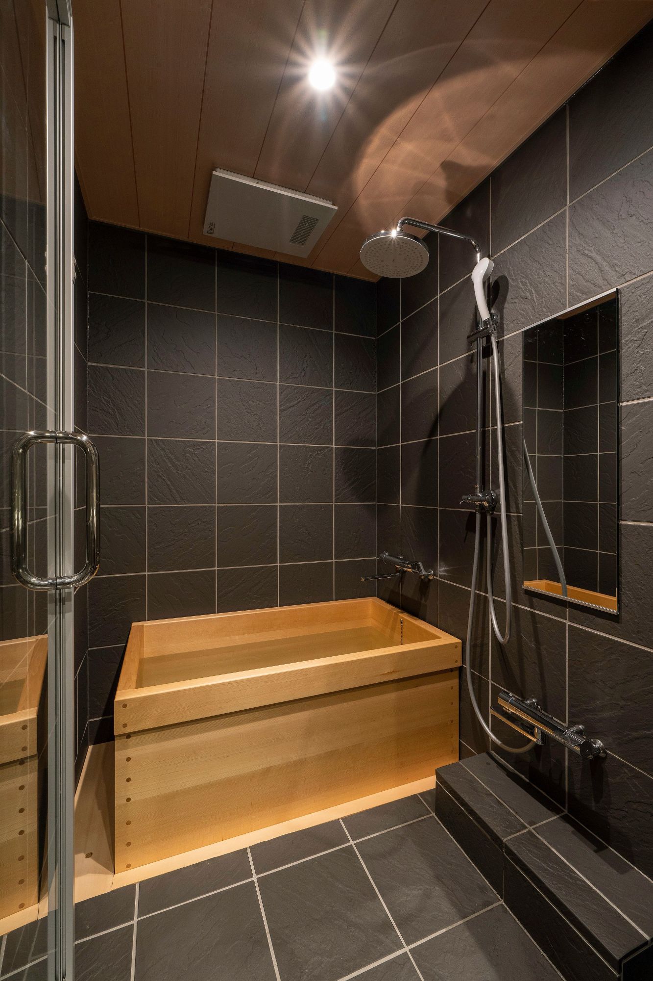 かがび 水引 〈一棟貸し町家〉