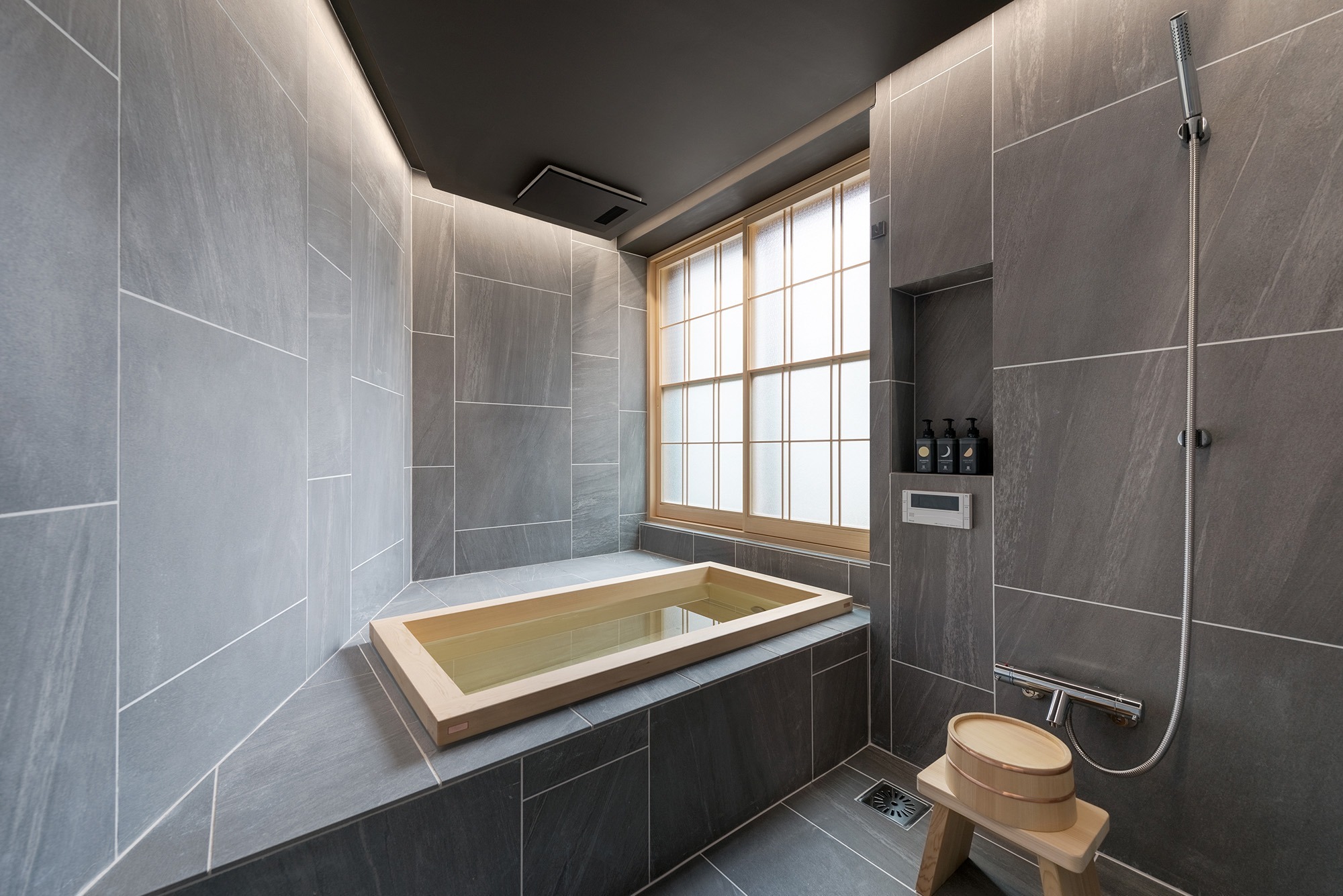 竪町 かなた 〈一棟貸し町家〉