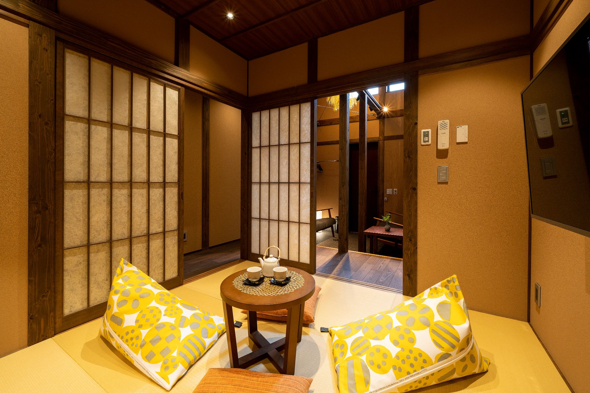 かがび 〈一棟貸し町家〉