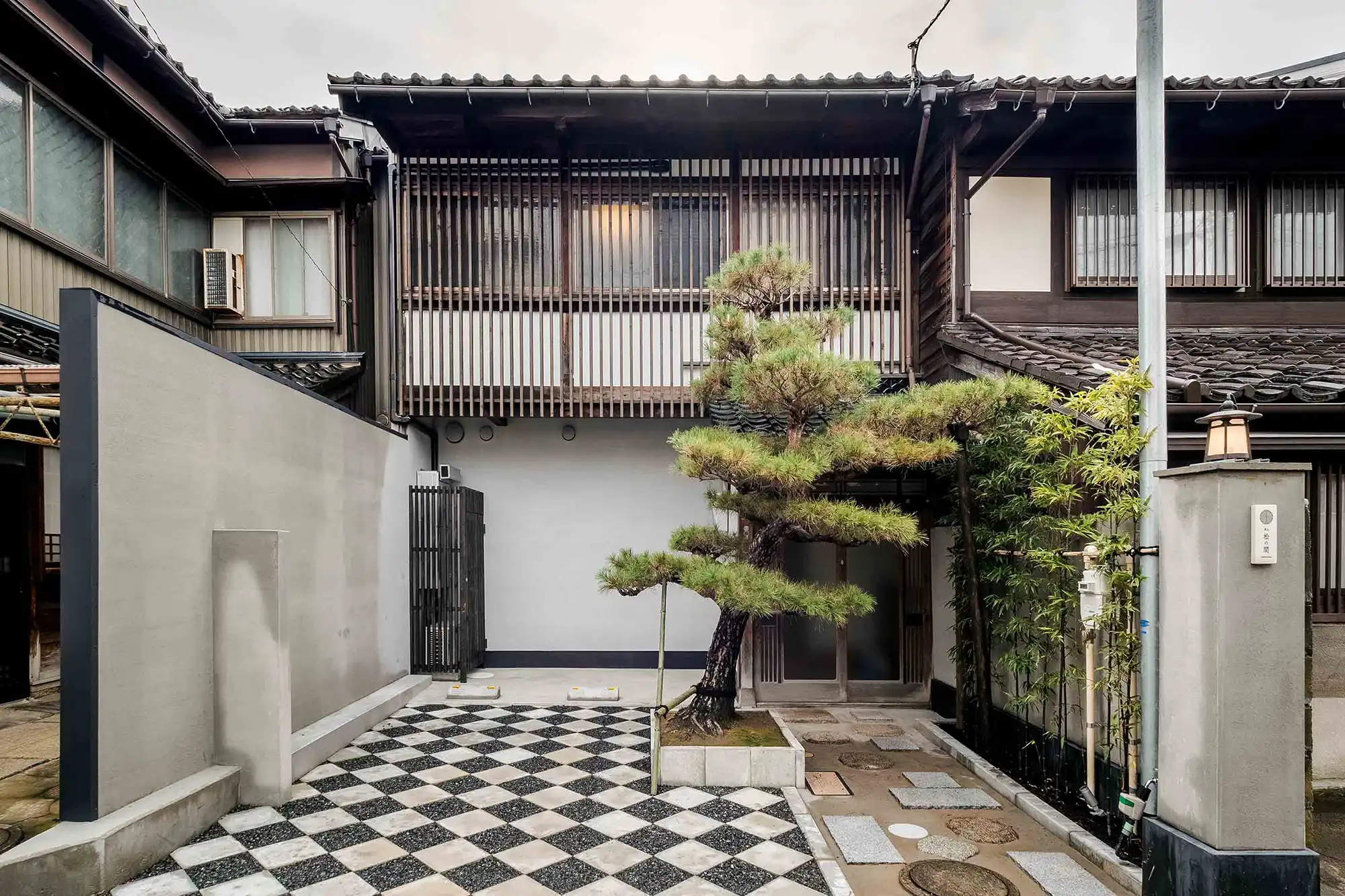 松の間 〈一棟貸し町家〉