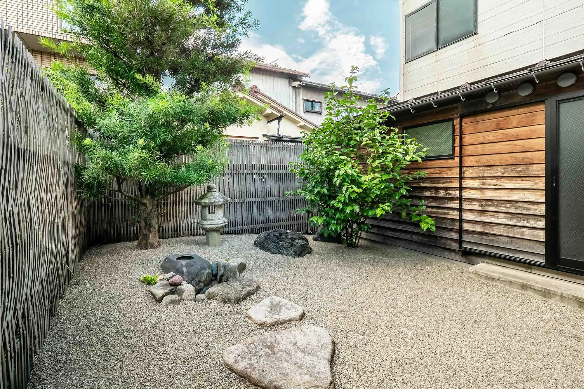 東山かげろひ 〈一棟貸し町家〉